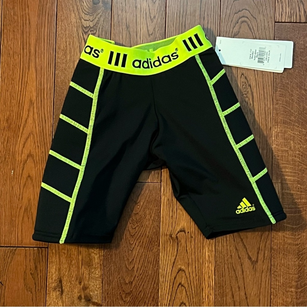 🥎 NWT Adidas Softball Slider Short
